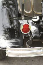 Ford V8 DeLuxe Roadster 1932 года